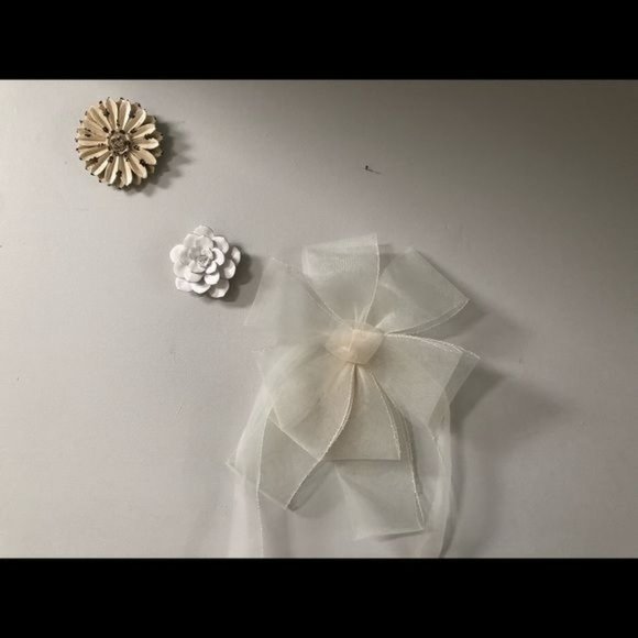 Vera Wang Wedding Dress Size 4 Tiered Strapless Lace Button Bow - Picture 7 of 12